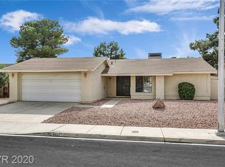 6821 Elm Creek Dr, Las Vegas, NV 89108