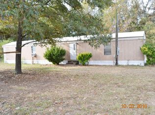 222 Sterling Dr, Hartwell, GA 30643