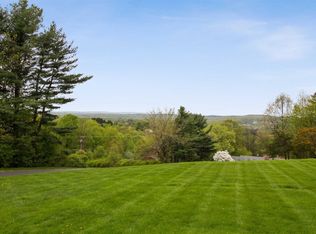 26 Brothers Rd, Poughquag, NY 12570