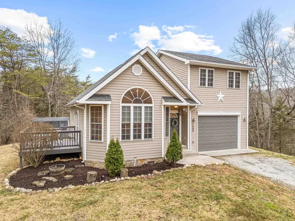 1580 Hastings Rd, Shawsville, VA 24162