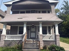 12009 Griffing Ave