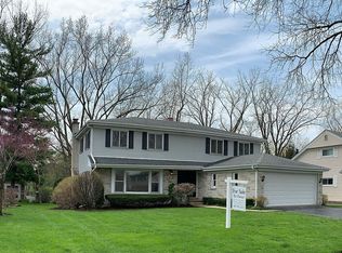 1807 E Hopi Ln, Mount Prospect, IL