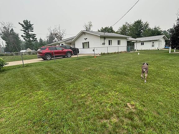 3rd image of 5377 Wildwood Dr