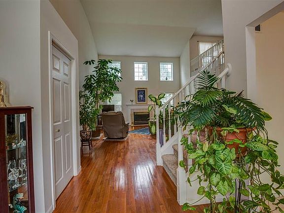 3rd image of 4009 Harrison Creek Ct