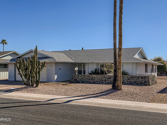 2nd image of 9906 W Prairie Hills Cir