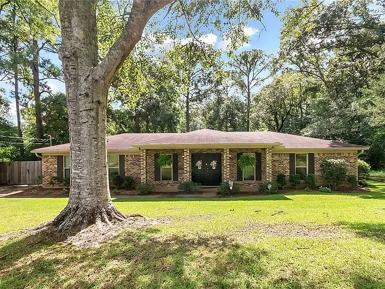 2605 Venaro Ct — Photo 1