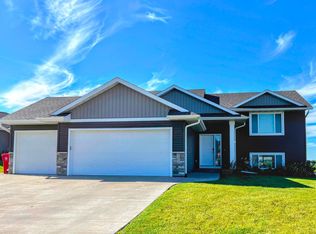 4201 Silver Ridge Pl NW, Rochester, MN 55901