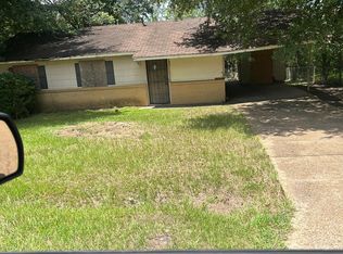 2955 Greenview Dr, Jackson, MS 39212