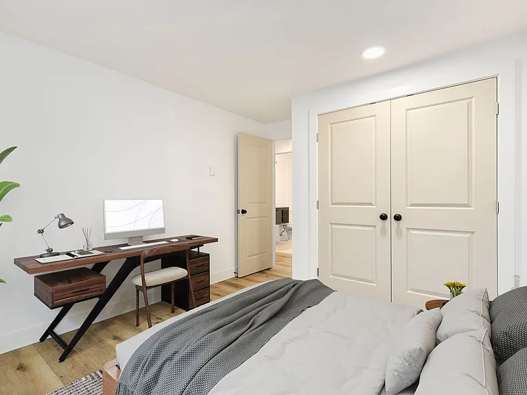 2116 NE 88th St — Photo 32