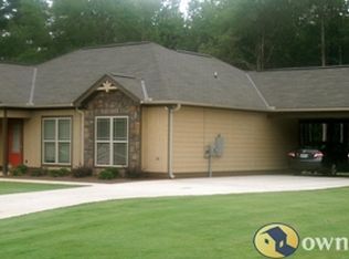 2905 E Pointe Way, Opelika, AL 36804