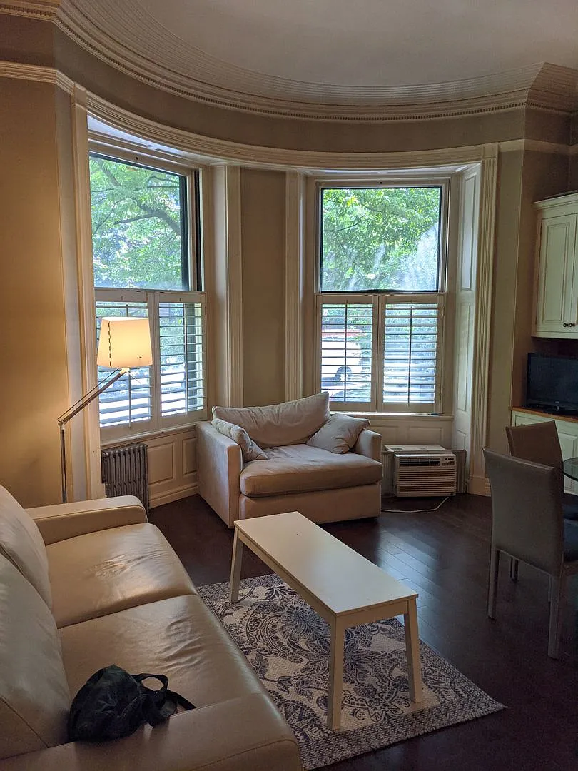 September - Back Bay Furnished 1 Bedroom — Photo 1