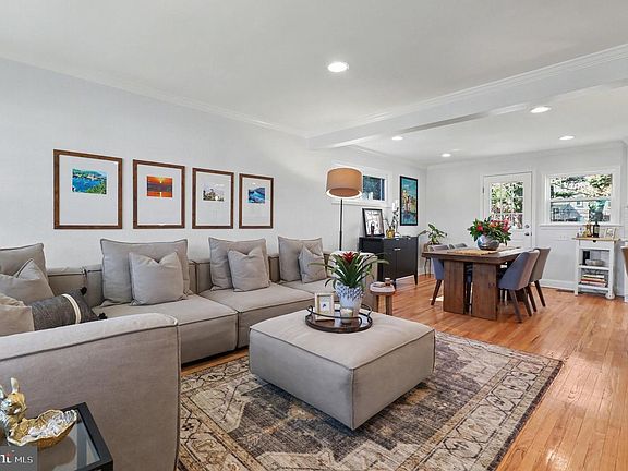 5th image of 4017 Crescent Ave