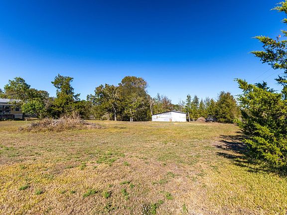 2nd image of 8103 Adamek Rd