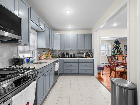 3rd image of 53 Park St