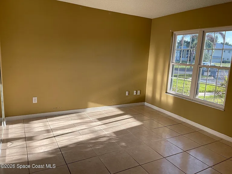 1495 Malibu Cir NE #102 — Photo 13