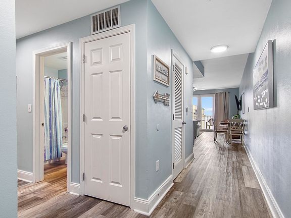 3rd image of 9860 S Thomas Dr Unit 825