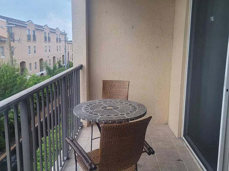 1801 N Flagler Dr #408 — Photo 10