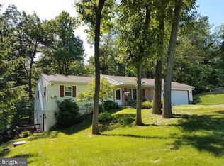 5050 Hill Rd, Mohnton, PA 19540