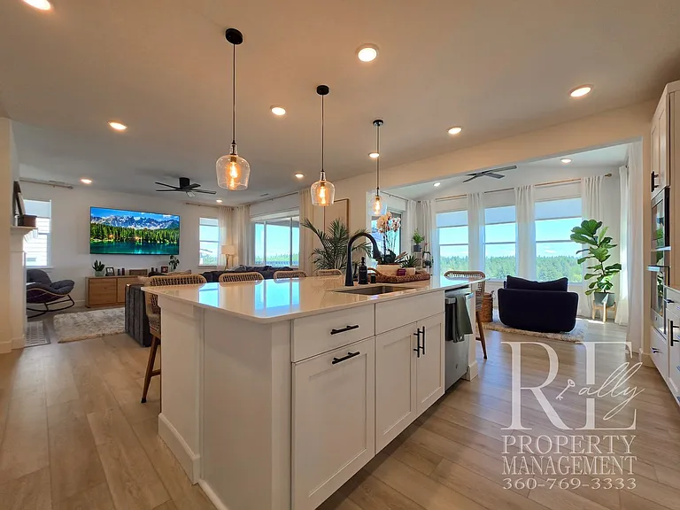 10607 Treasure Dr NW — Photo 20