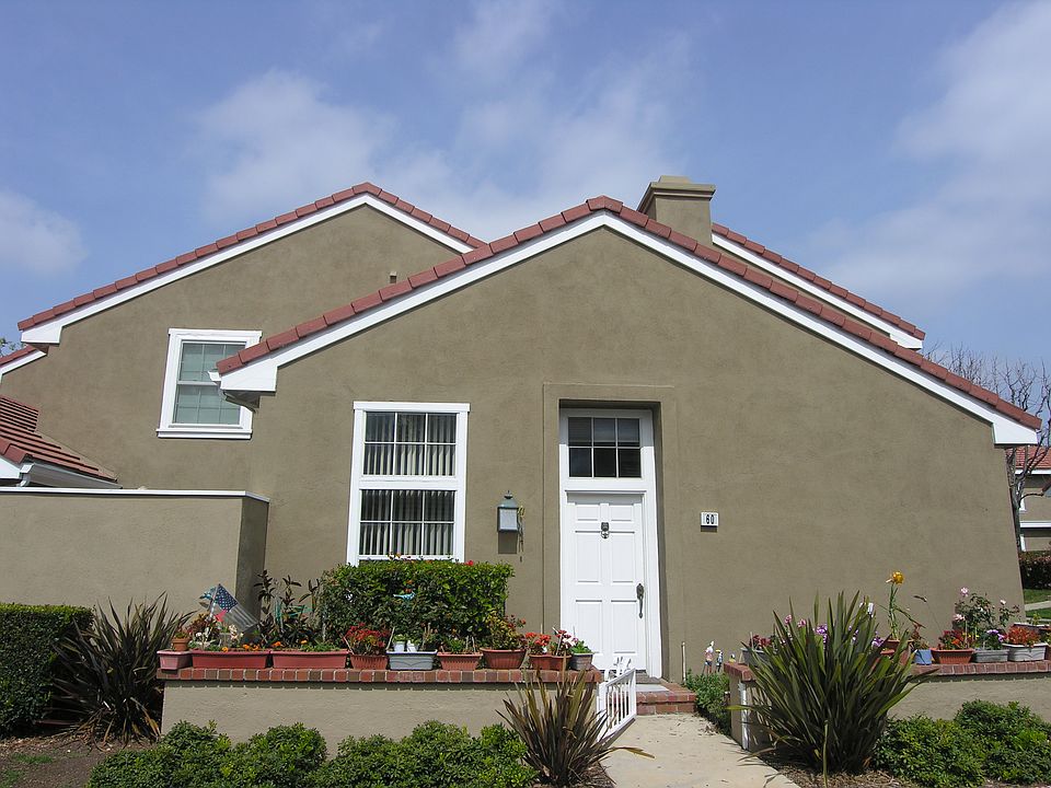 60 Oxford Exterior View