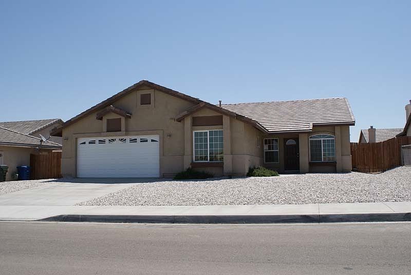 1st image of 13231 Cypress Ave