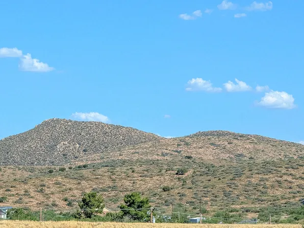 20265 E Lakeside Rd, Mayer, AZ 86333