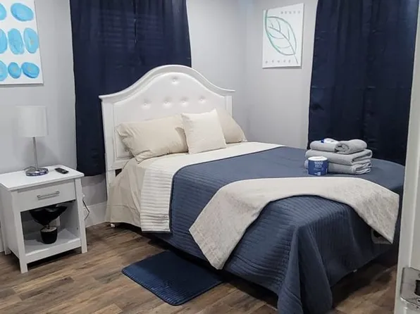 1334 Waldon Rd, Charlotte, NC 28214