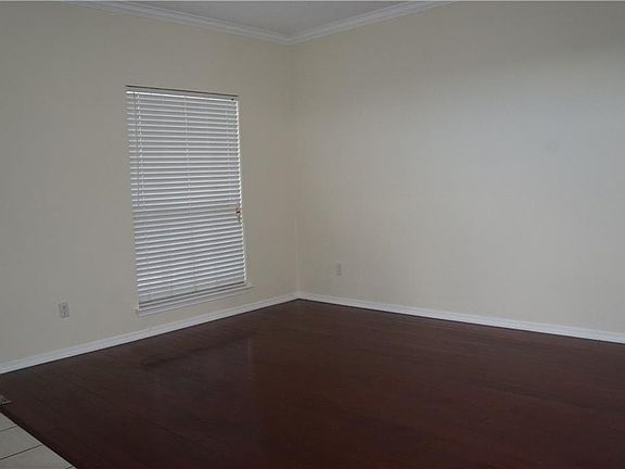 4th image of 708 Turnstone Dr