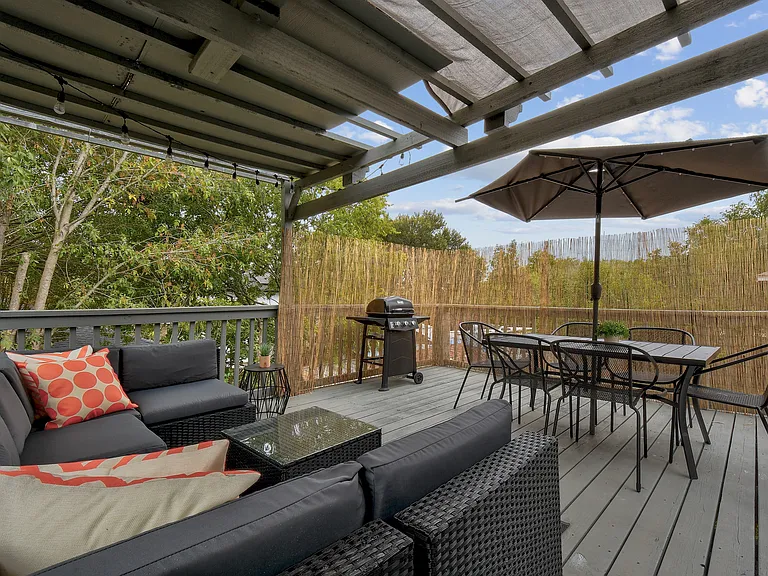 5225 Walnut Grove Ct — Photo 26