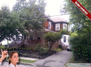 15 Lake St, Amityville, NY 11701