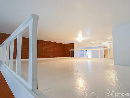 Rented by City Connections Realty | media 11