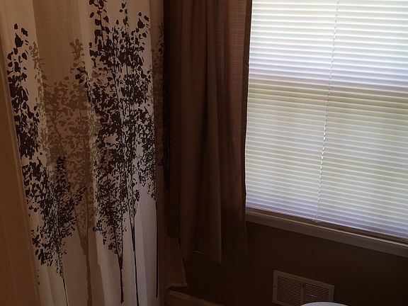 2nd floor bath