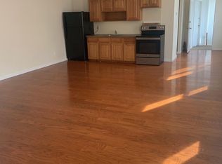 800 Jericho Tpke, New Hyde Park, NY 11040