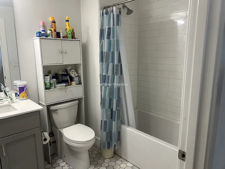 30 Polk St #401 — Photo 15