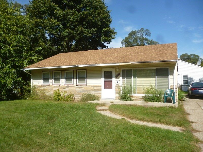 1st image of 22811 Rosewood Ave