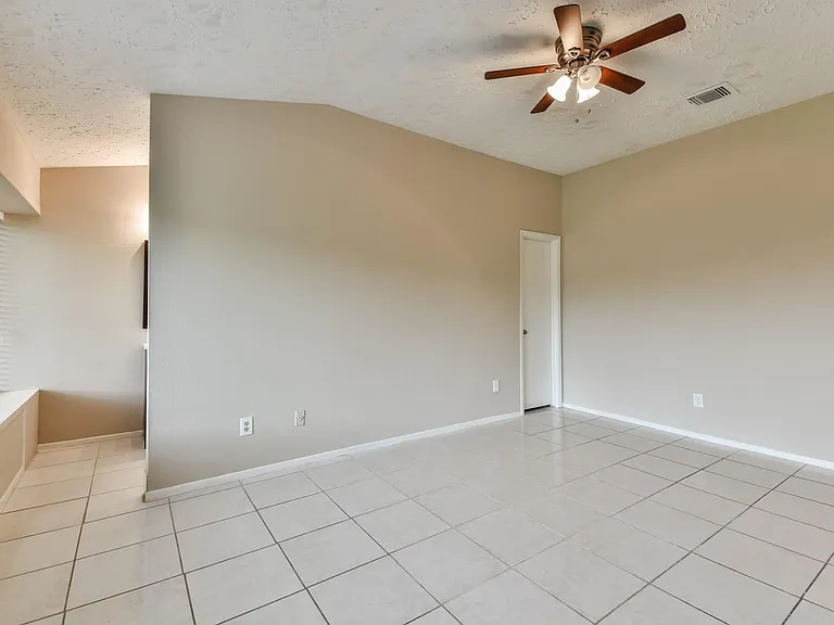 9503 Bent Spur Ln — Photo 15