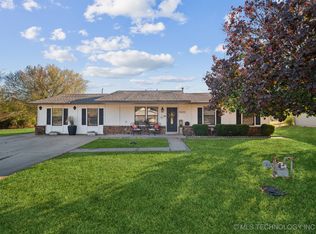 803 E Brook St, Collinsville, OK 74021