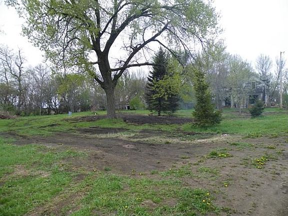 2nd image of 51200 370th St