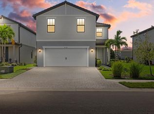 16232 Pine Mist Dr, Lakewood Ranch, FL 34211