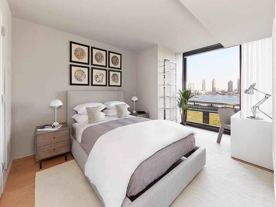 1st image of 685 1st Ave #22R