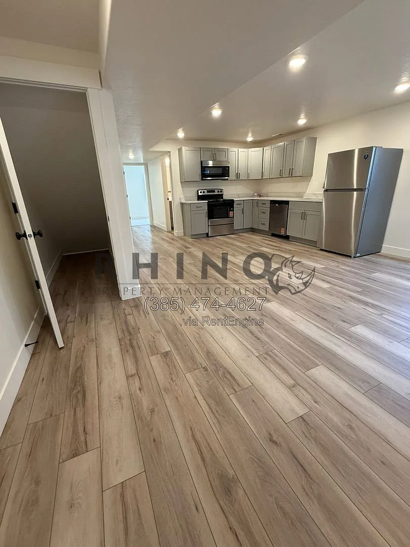 2 bed, 1.0 bath, 775 sqft, $1,500 — Photo 2
