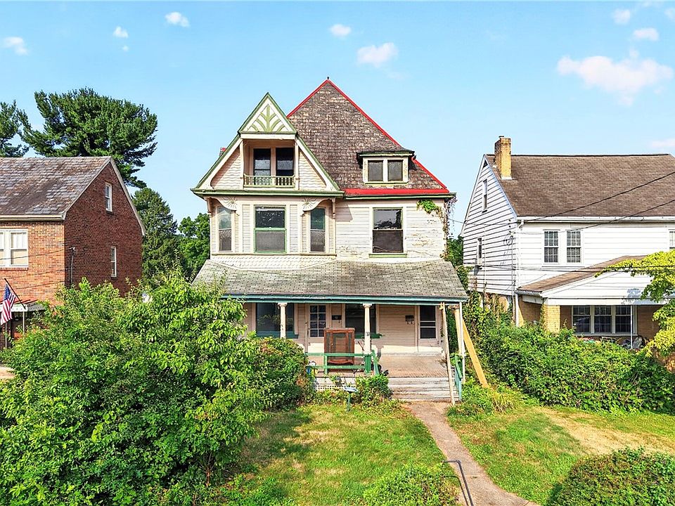 1st image of 81 Linshaw Ave