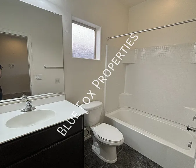 4170 N Thurston Ln #101 — Photo 22