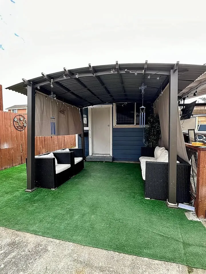 Cherry Way, Hayward — Photo 1