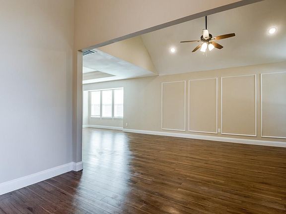 3rd image of 1222 Pawnee Trl