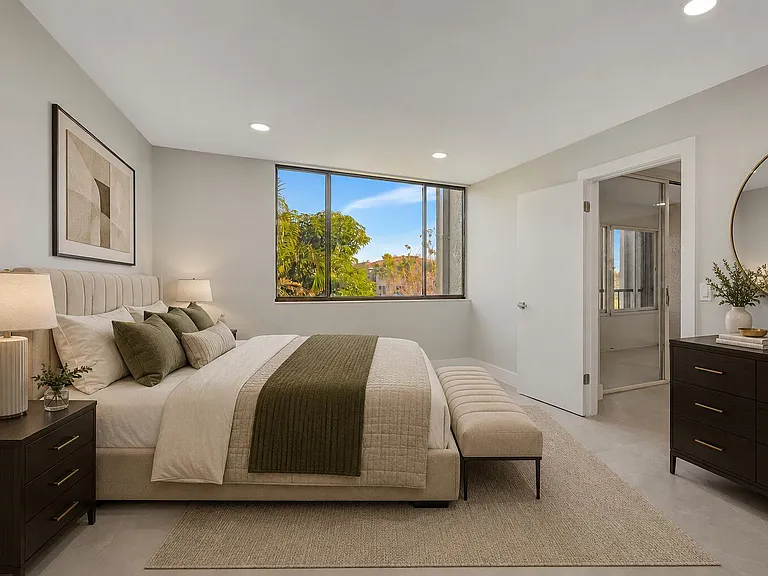 4090 Tivoli Ct #208 — Photo 5
