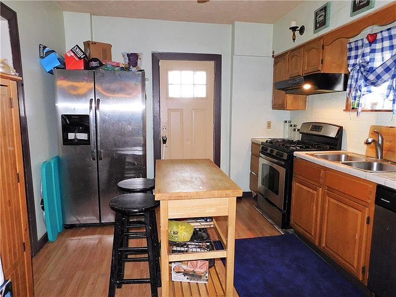 c. 1945 Brick Foursquare House For Sale in Clairton, PA Under 100K