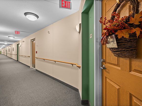 4th image of 1508 Merrill Ave APT 213