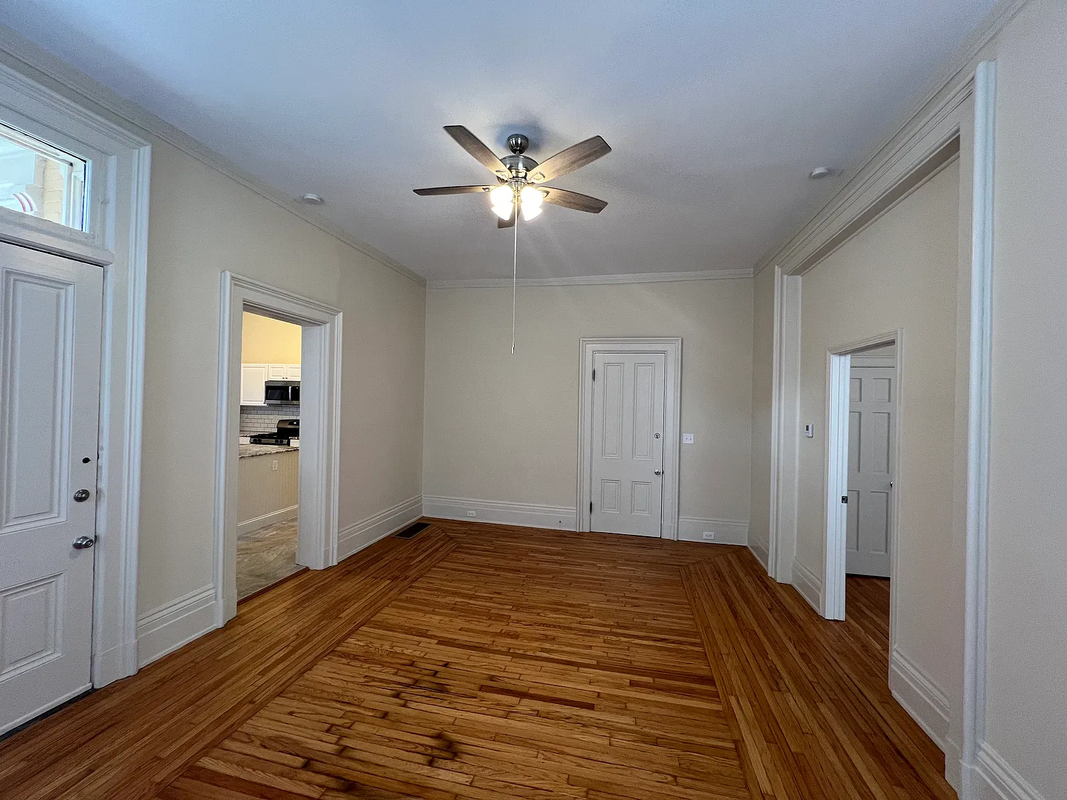 2 bed, $1,700 — Photo 3