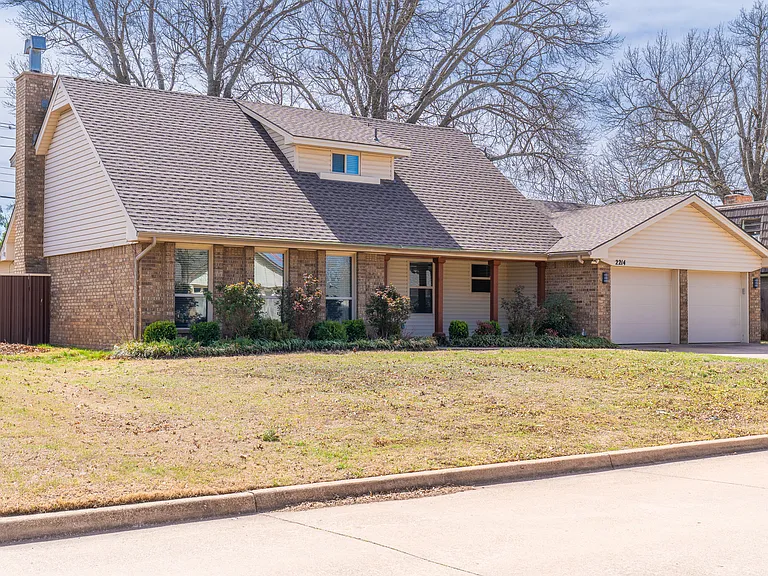 2214 Morgan Dr — Photo 38